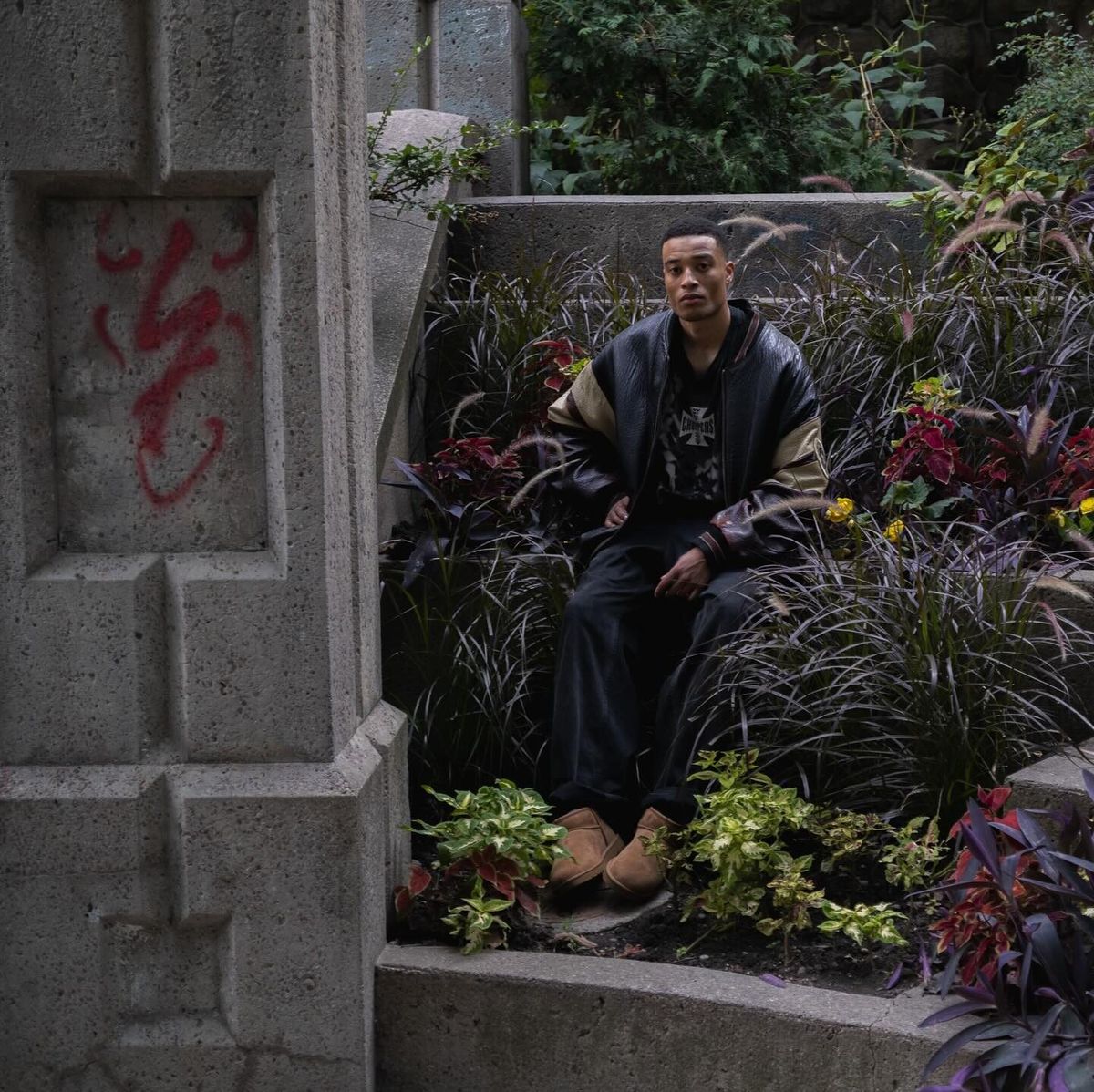 cozy garden, image 7 of 7