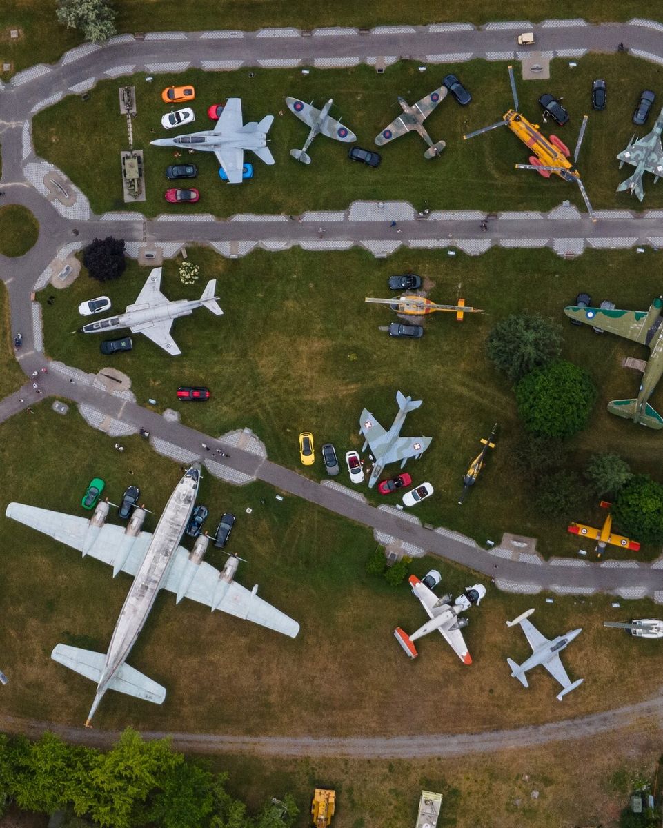 drive to the air force museum, image 8 of 20