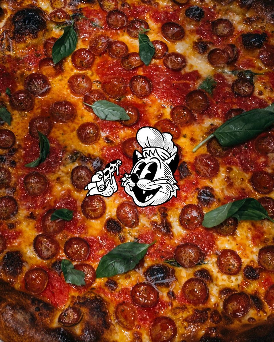 gracie's pizza, image 9 of 9